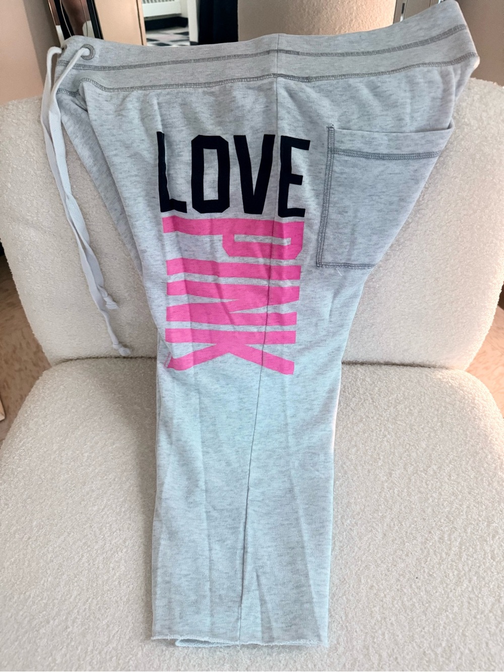 Victoria's Secret Love Pink cropped Capri logo sweats size S Vintage Y2k